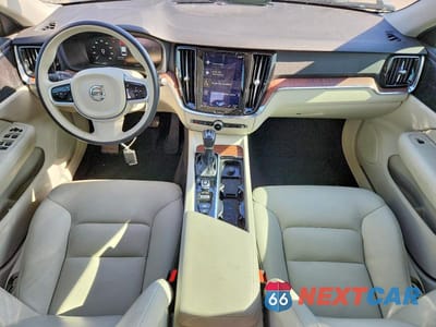 Zdjęcie 8 z 12 samochodu: 2020 VOLVO S60 T5 MOMENTUM VIN:7JR102FK1LG067079 - miniatura