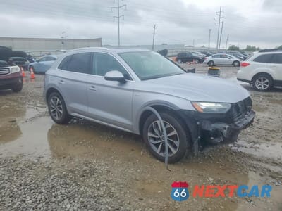 Czwarte zdjęcie samochodu z boku: 2023 AUDI Q5 PREMIUM 45 VIN:WA1GAAFYXP2096663 - miniatura