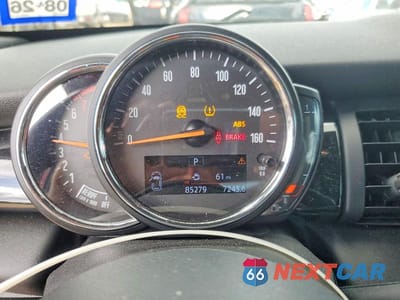 Zdjęcie 9 z 12 samochodu: 2019 MINI COOPER VIN:WMWXU1C54K2H73707 - miniatura