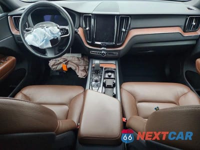 Zdjęcie 8 z 14 samochodu: 2024 VOLVO XC60 PLUS VIN:YV4L12RL3R1774993 - miniatura