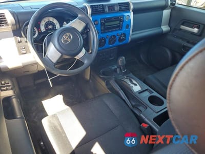 Zdjęcie 8 z 13 samochodu: 2008 TOYOTA FJ CRUISER BASE VIN:JTEBU11F28K016234 - miniatura