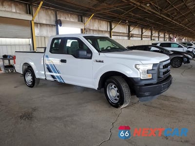 Czwarte zdjęcie samochodu z boku: 2016 FORD F150 SUPER CAB VIN:1FTEX1C85GFB27004 - miniatura