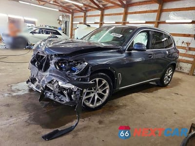 2021 BMW X5 XDRIVE40I 5UXCR6C02M9F38817 - główne zdjęcie licytacji z USA - miniatura