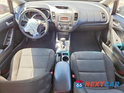Zdjęcie 8 z 13 samochodu: 2017 KIA FORTE LX VIN:3KPFK4A73HE148525 - miniatura