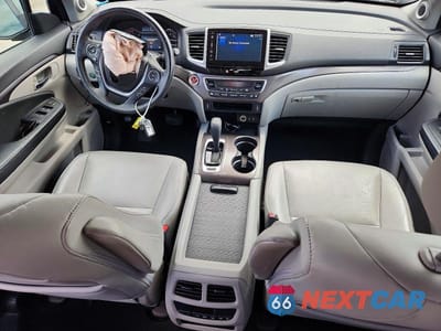 Zdjęcie 8 z 13 samochodu: 2017 HONDA PILOT EXL VIN:5FNYF5H53HB010159 - miniatura