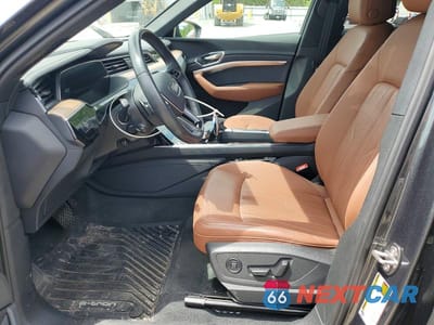 Zdjęcie 7 z 12 samochodu: 2024 AUDI Q8 E-TRON SPORTBACK PREMIUM PLUS VIN:WA1CABGE3RB036106 - miniatura