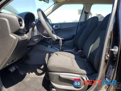 Zdjęcie 7 z 12 samochodu: 2021 HYUNDAI VENUE SE VIN:KMHRB8A36MU089270 - miniatura