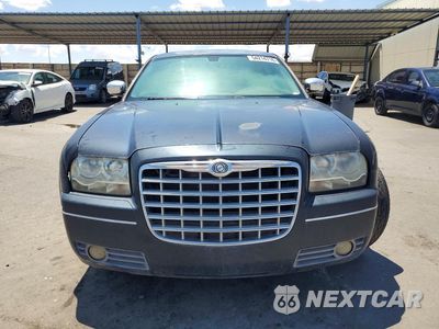Piąte zdjęcie samochodu w środku: 2010 CHRYSLER 300 VIN:2C3CA5CV0AH192844 - miniatura
