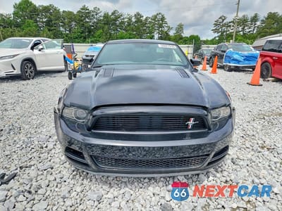 Piąte zdjęcie samochodu w środku: 2014 FORD MUSTANG GT VIN:1ZVBP8CF9E5268183 - miniatura