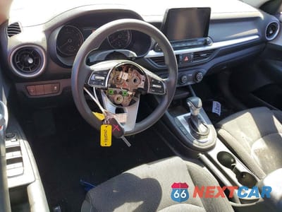 Zdjęcie 8 z 12 samochodu: 2024 KIA FORTE LXS VIN:3KPF24AD4RE791747 - miniatura