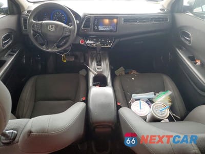 Zdjęcie 8 z 13 samochodu: 2021 HONDA HR-V EX VIN:3CZRU6H53MM754036 - miniatura