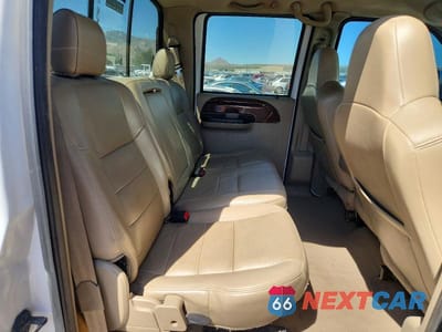 Zdjęcie 10 z 13 samochodu: 2006 FORD F350 SRW SUPER DUTY VIN:1FTWW31P26ED13598 - miniatura
