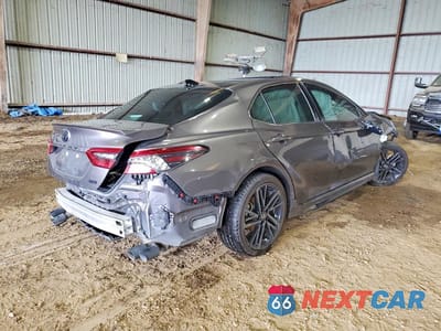 Trzecie zdjęcie samochodu z tyłu: 2023 TOYOTA CAMRY XSE VIN:4T1K61AK4PU752151 - miniatura