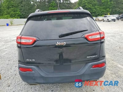 Zdjęcie 6 z 13 samochodu: 2016 JEEP CHEROKEE SPORT VIN:1C4PJMAS1GW278075 - miniatura