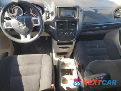 Zdjęcie 8 z 12 samochodu: 2015 DODGE GRAND CARAVAN SE VIN:2C4RDGBG8FR524297 - miniatura