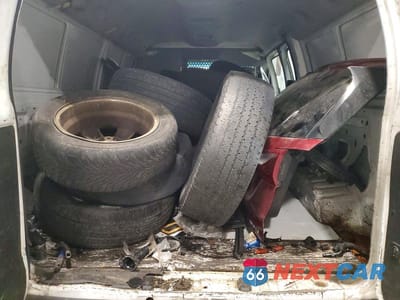 Zdjęcie 10 z 14 samochodu: 2009 FORD ECONOLINE E250 VAN VIN:1FTNE24L99DA38257 - miniatura