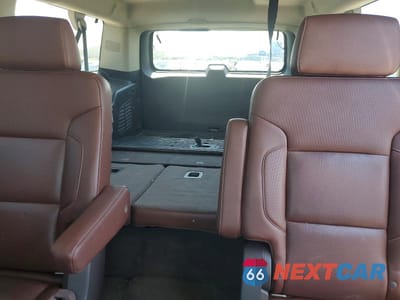 Zdjęcie 10 z 13 samochodu: 2017 CHEVROLET SUBURBAN K1500 PREMIER VIN:1GNSKJKC7HR308281 - miniatura