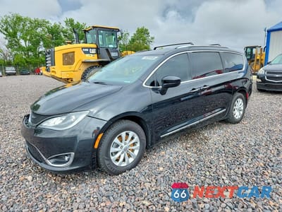 2019 CHRYSLER PACIFICA TOURING L 2C4RC1BG8KR721190 - główne zdjęcie licytacji z USA - miniatura