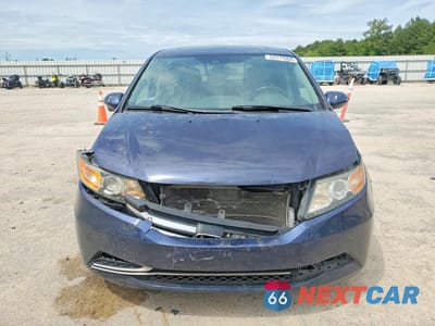 Piąte zdjęcie samochodu w środku: 2014 HONDA ODYSSEY EXL VIN:5FNRL5H69EB017506 - miniatura