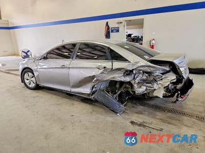 Drugie zdjęcie samochodu z przodu: 2013 HYUNDAI SONATA HYBRID VIN:KMHEC4A43DA064826 - miniatura