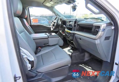 Piąte zdjęcie samochodu w środku: 2024 FORD F450 SUPER DUTY VIN:1FDUF4HN1RDA14367 - miniatura