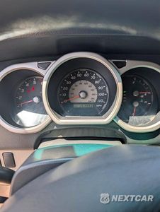 Zdjęcie 8 z 11 samochodu: 2004 TOYOTA 4RUNNER SR5 VIN:JTEZU14R640018000 - miniatura