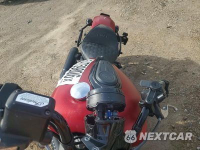 Piąte zdjęcie samochodu w środku: 2025 INDIAN MOTORCYCLE CO. SCOUT BOBBER LIMITED +TECH VIN:56KSBF769S3022736 - miniatura