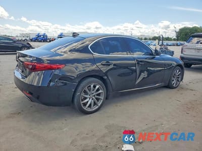 Trzecie zdjęcie samochodu z tyłu: 2018 ALFA ROMEO GIULIA TI Q4 VIN:ZARFAEEN9J7563779 - miniatura