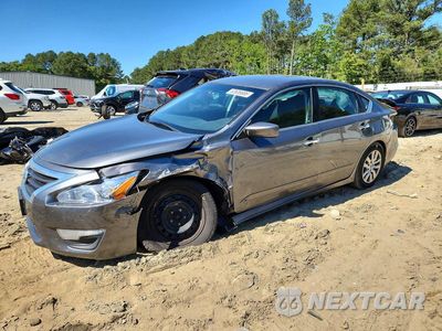 2015 NISSAN ALTIMA 2.5 S 1N4AL3AP8FN908710 - główne zdjęcie licytacji z USA - miniatura