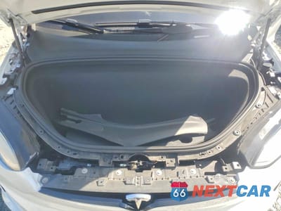 Zdjęcie 12 z 13 samochodu: 2022 TESLA MODEL X VIN:7SAXCBE65NF343588 - miniatura