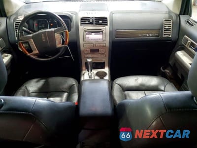 Zdjęcie 8 z 13 samochodu: 2007 LINCOLN MKX VIN:2LMDU88CX7BJ32646 - miniatura
