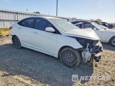 Czwarte zdjęcie samochodu z boku: 2016 HYUNDAI ACCENT SE VIN:KMHCT4AE7GU952000 - miniatura