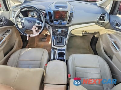 Zdjęcie 8 z 13 samochodu: 2013 FORD C-MAX SEL VIN:1FADP5BU8DL538059 - miniatura