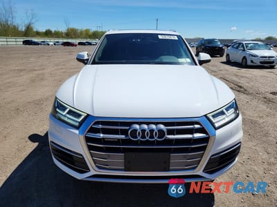 Piąte zdjęcie samochodu w środku: 2019 AUDI Q5 PREMIUM PLUS VIN:WA1BNAFY1K2098986 - miniatura