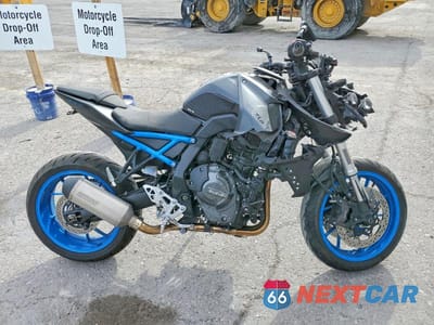 2024 SUZUKI GSX800 R JS1EM11B5R7100111 - główne zdjęcie licytacji z USA - miniatura