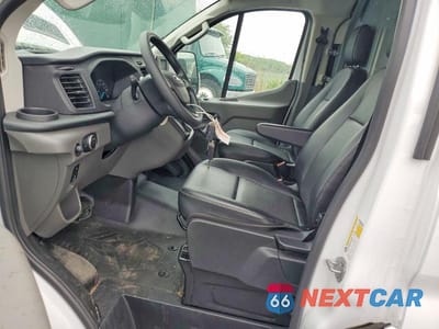 Zdjęcie 7 z 14 samochodu: 2024 FORD TRANSIT T-250 VIN:1FTBR1Y85RKB17640 - miniatura
