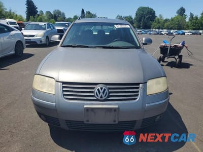 Piąte zdjęcie samochodu w środku: 2004 VOLKSWAGEN PASSAT GLS VIN:WVWVD63B84E169122 - miniatura