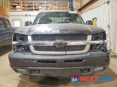 Piąte zdjęcie samochodu w środku: 2005 CHEVROLET SILVERADO VIN:1GCEK19B15Z331795 - miniatura