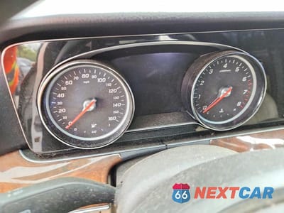 Zdjęcie 9 z 12 samochodu: 2017 MERCEDES-BENZ E 300 4MATIC VIN:WDDZF4KB6HA052241 - miniatura