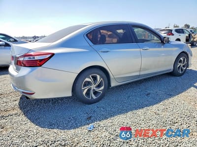 Trzecie zdjęcie samochodu z tyłu: 2017 HONDA ACCORD LX VIN:1HGCR2F31HA012018 - miniatura