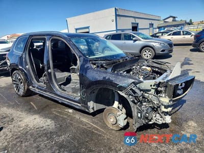 Czwarte zdjęcie samochodu z boku: 2025 VOLVO XC90 PLUS VIN:YV4H60PB8S1352164 - miniatura