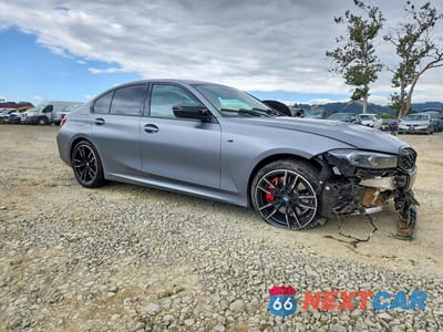 Czwarte zdjęcie samochodu z boku: 2025 BMW M340I VIN:3MW59FT02S8F82781 - miniatura