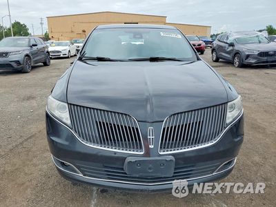 Piąte zdjęcie samochodu w środku: 2015 LINCOLN MKT VIN:2LMHJ5NK7FBL04151 - miniatura