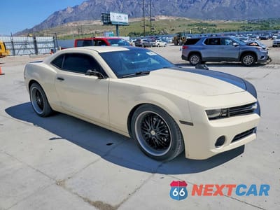 Czwarte zdjęcie samochodu z boku: 2012 CHEVROLET CAMARO LS VIN:2G1FE1E33C9208865 - miniatura
