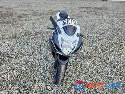 Drugie zdjęcie samochodu z przodu: 2014 SUZUKI GSX-R600 VIN:JS1GN7FA0E2100954 - miniatura