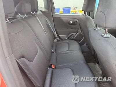 Zdjęcie 10 z 12 samochodu: 2021 JEEP RENEGADE SPORT VIN:ZACNJCAB7MPM24776 - miniatura