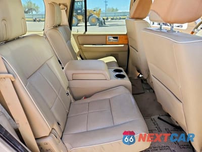 Zdjęcie 11 z 14 samochodu: 2007 LINCOLN NAVIGATOR VIN:5LMFU27547LJ24026 - miniatura