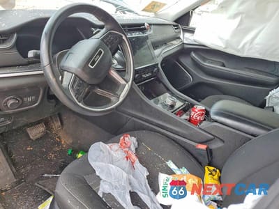 Zdjęcie 8 z 13 samochodu: 2022 JEEP GRAND CHEROKEE L LAREDO VIN:1C4RJKAGXN8552951 - miniatura