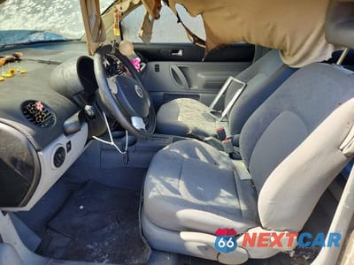 Zdjęcie 7 z 12 samochodu: 1999 VOLKSWAGEN NEW BEETLE GLS VIN:3VWCC21C8XM405553 - miniatura