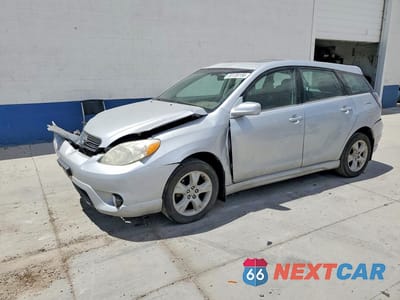 2005 TOYOTA MATRIX XR 2T1LR32E85C334559 - główne zdjęcie licytacji z USA - miniatura